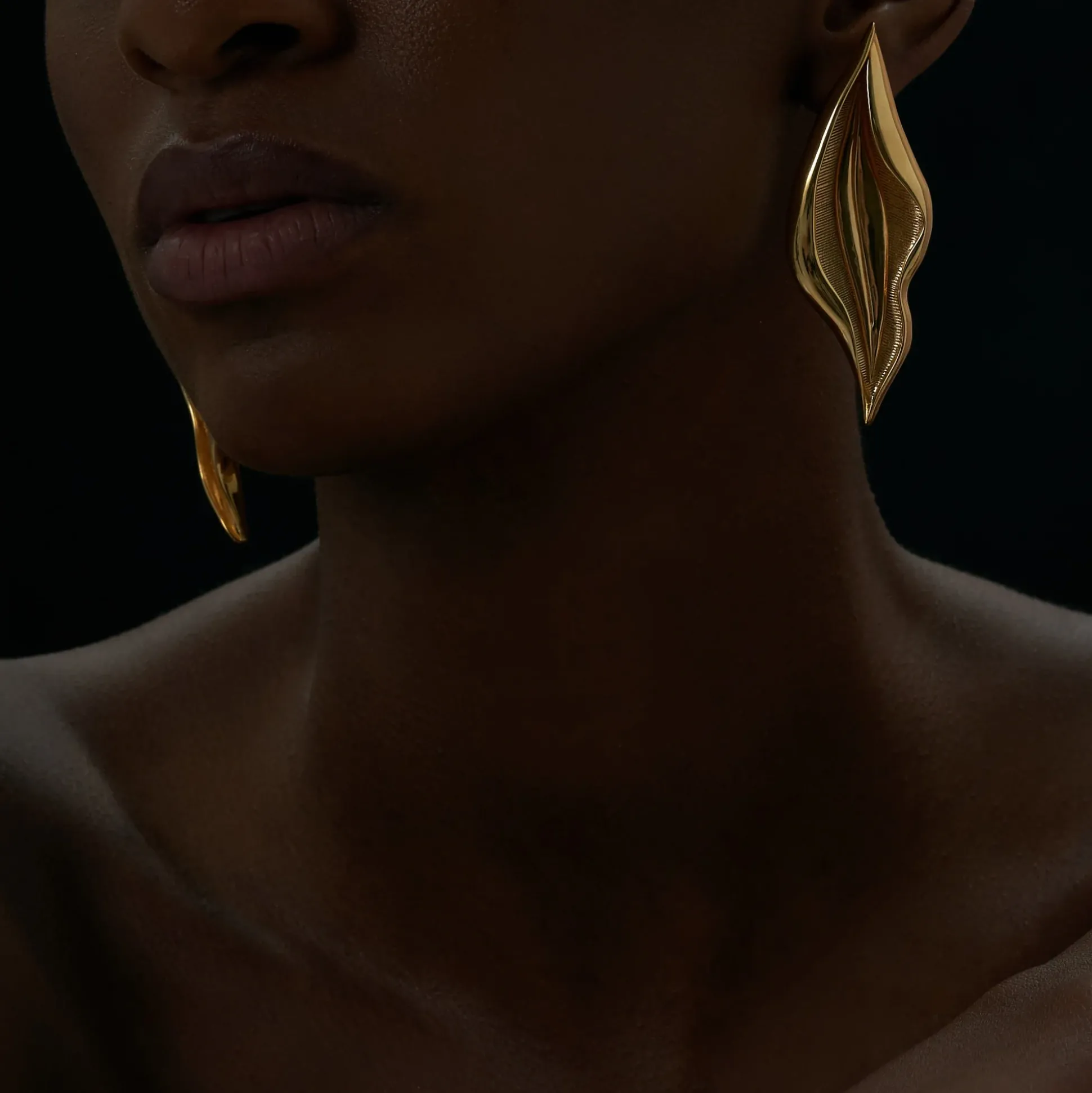 Ms Connie Lingus Earrings