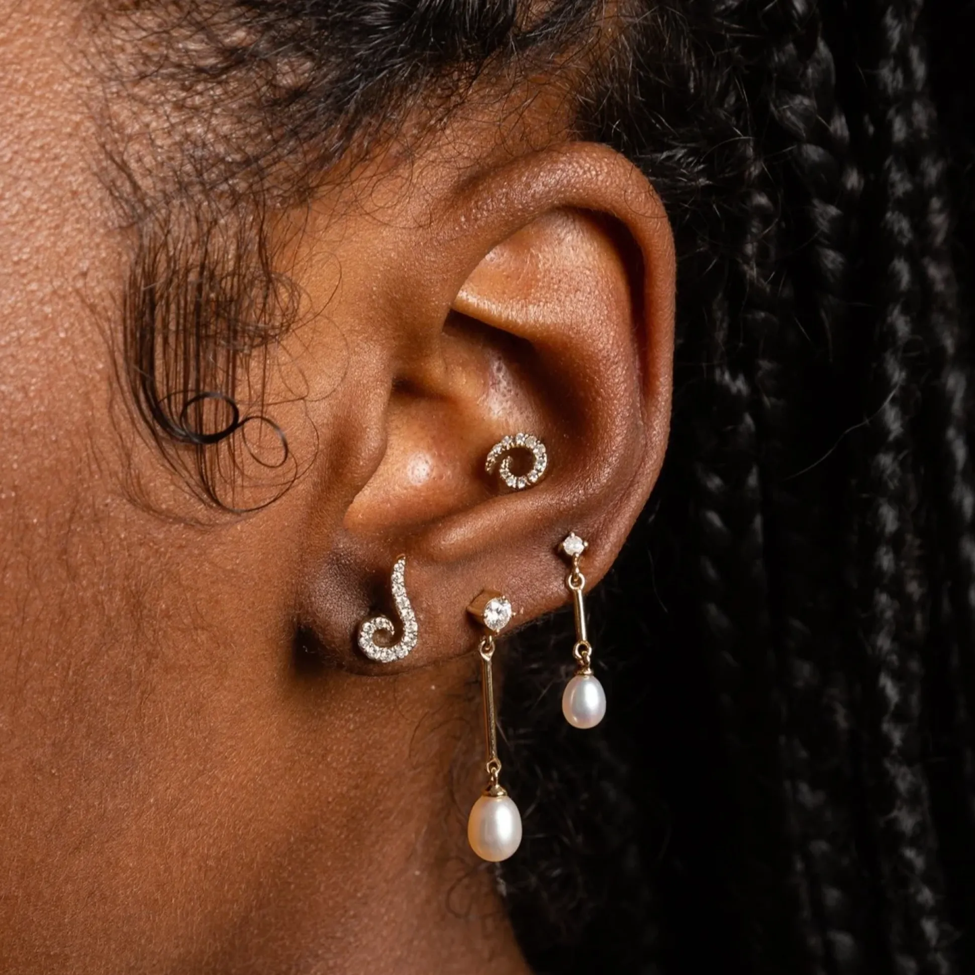 Swirl Stud